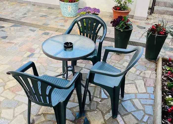 Lavanda 3 * Njivice